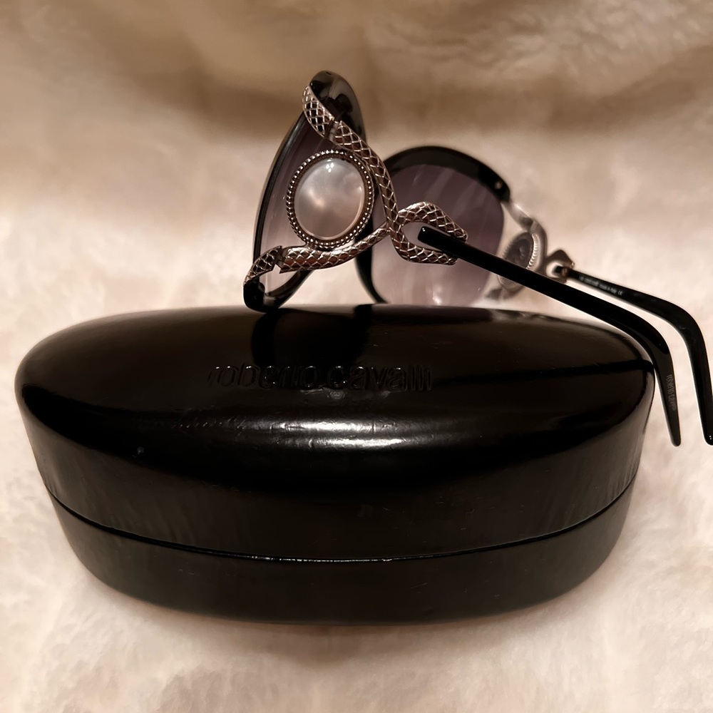Authentic Roberto Cavalli Designer Sunglasses - image 2
